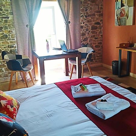 La Synchronicite - Chambres D'Hotes Saint-Sauveur-Villages Eksteriør billede