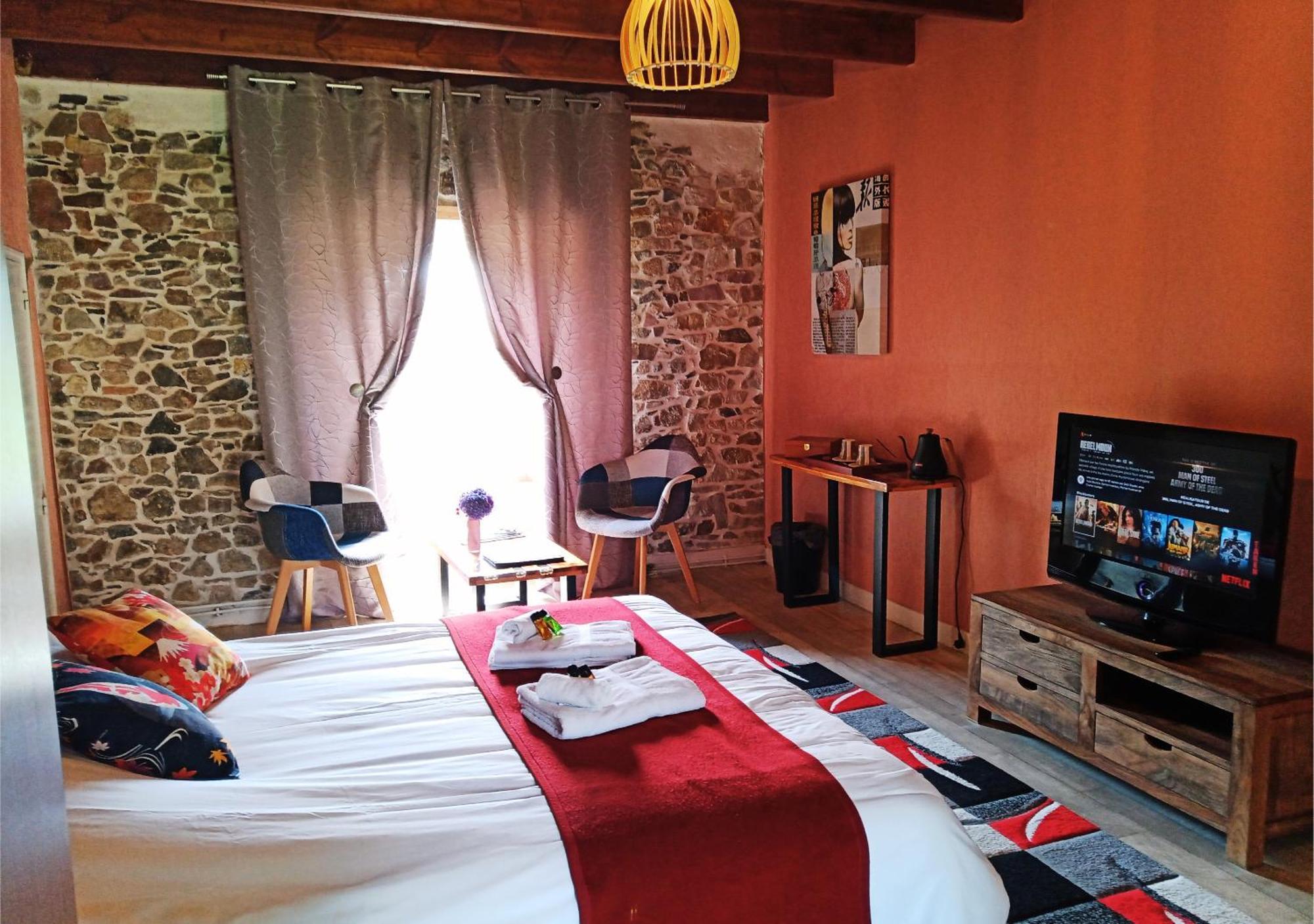 La Synchronicite - Chambres D'Hotes Saint-Sauveur-Villages Eksteriør billede