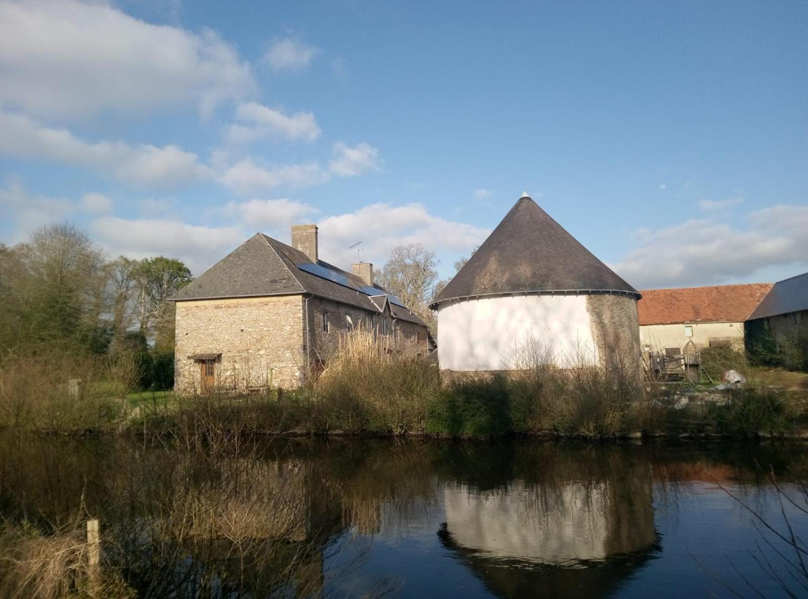 La Synchronicite - Chambres D'Hotes Saint-Sauveur-Villages Eksteriør billede